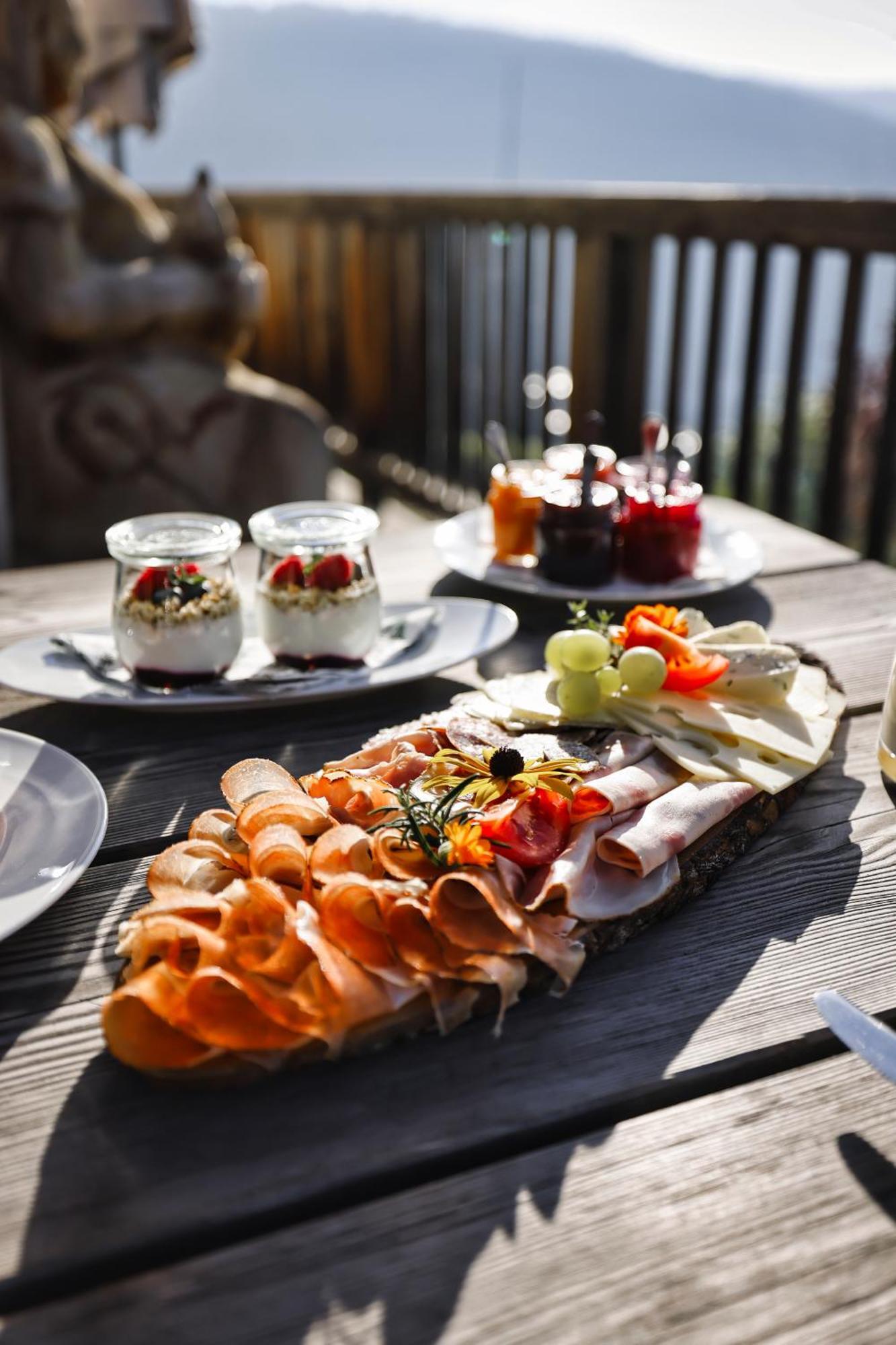 Wargerhof - Urlaub Auf Dem Bauernhof Apartment Meltina Ngoại thất bức ảnh